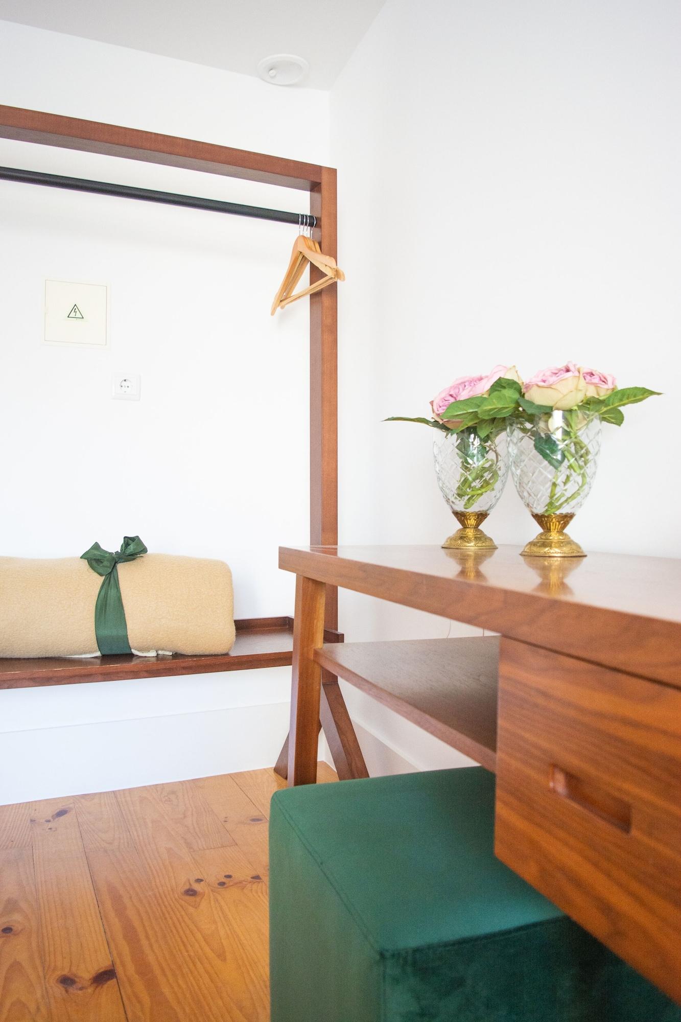 Trovador Guest House Guimarães Eksteriør billede