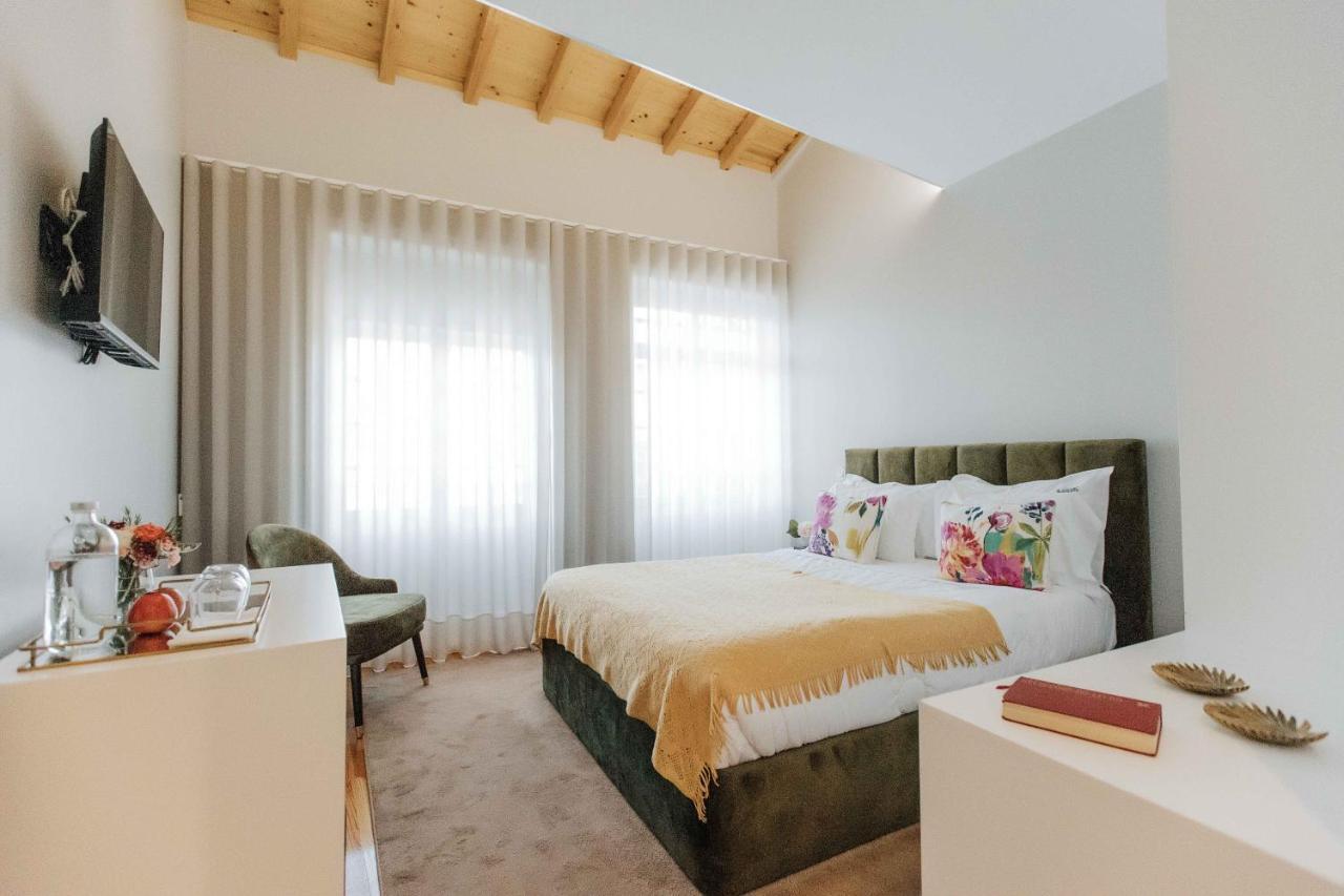 Trovador Guest House Guimarães Eksteriør billede