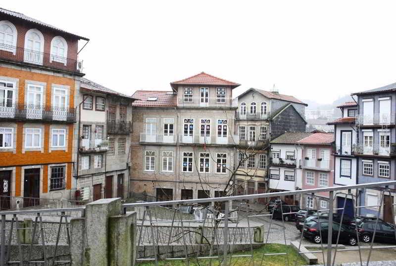 Trovador Guest House Guimarães Eksteriør billede
